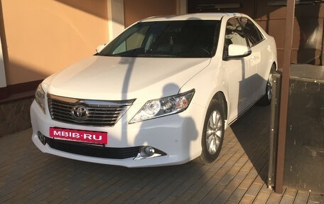 Toyota Camry, 2013 год, 1 050 000 рублей, 6 фотография