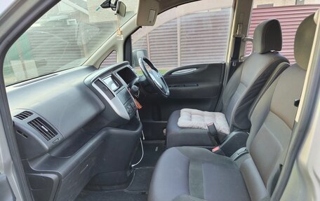 Nissan Serena III, 2009 год, 650 000 рублей, 13 фотография