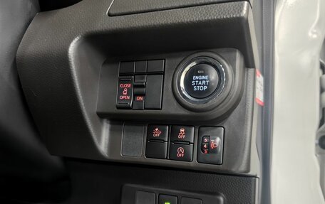 Toyota Roomy I, 2021 год, 1 080 000 рублей, 22 фотография