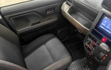 Toyota Roomy I, 2021 год, 1 080 000 рублей, 11 фотография