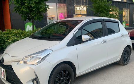 Toyota Vitz, 2019 год, 950 000 рублей, 3 фотография
