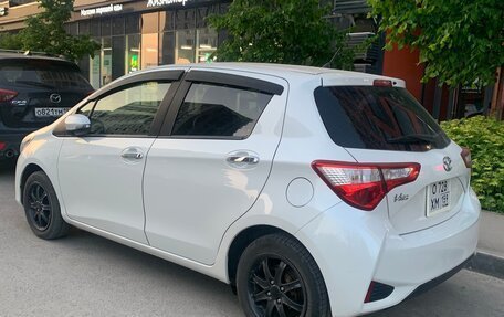 Toyota Vitz, 2019 год, 950 000 рублей, 4 фотография