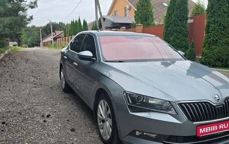 Skoda Superb III рестайлинг, 2017 год, 2 490 000 рублей, 3 фотография