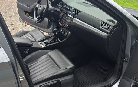 Skoda Superb III рестайлинг, 2017 год, 2 490 000 рублей, 15 фотография