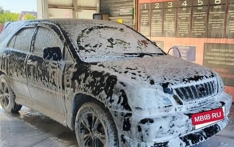 Lexus RX IV рестайлинг, 2000 год, 1 300 000 рублей, 2 фотография