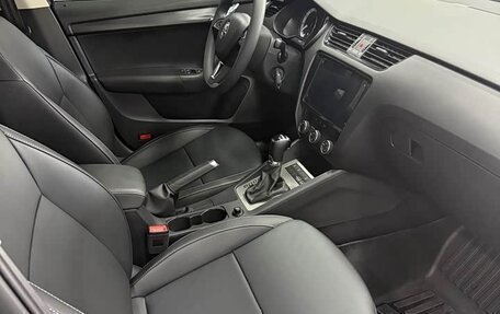 Skoda Octavia, 2022 год, 1 800 000 рублей, 12 фотография