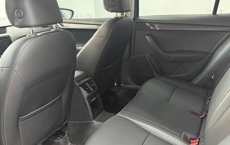Skoda Octavia, 2022 год, 1 800 000 рублей, 14 фотография