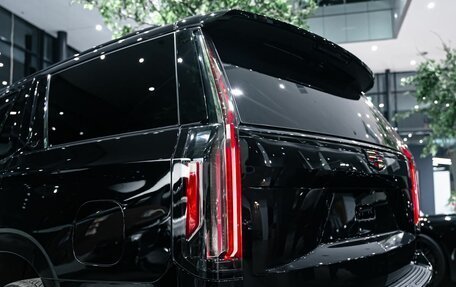 Cadillac Escalade V, 2023 год, 15 900 000 рублей, 3 фотография
