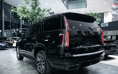 Cadillac Escalade V, 2023 год, 15 900 000 рублей, 2 фотография