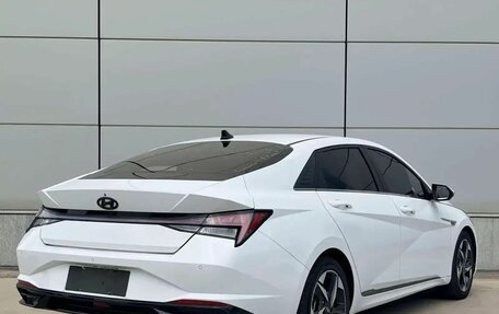 Hyundai Elantra, 2023 год, 1 715 000 рублей, 4 фотография