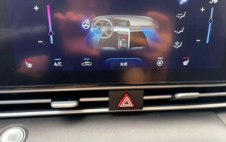 Hyundai Elantra, 2023 год, 1 715 000 рублей, 14 фотография