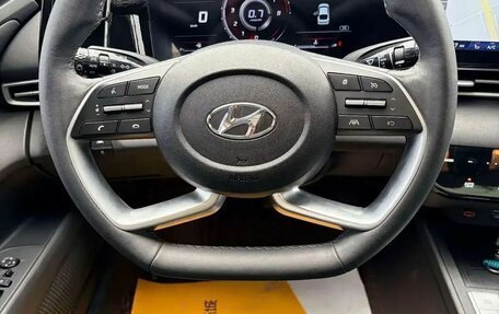 Hyundai Elantra, 2023 год, 1 715 000 рублей, 10 фотография