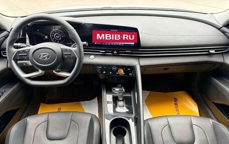Hyundai Elantra, 2023 год, 1 715 000 рублей, 9 фотография