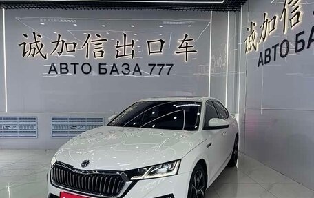 Skoda Octavia IV, 2022 год, 2 350 000 рублей, 1 фотография