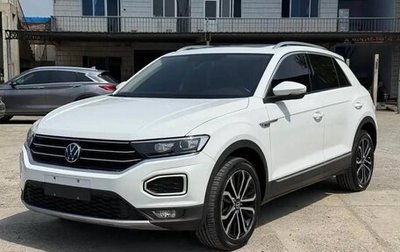 Volkswagen T-Roc I, 2021 год, 1 950 000 рублей, 1 фотография