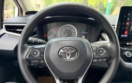 Toyota Corolla, 2023 год, 1 600 000 рублей, 10 фотография
