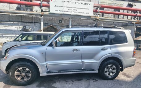 Mitsubishi Pajero III рестайлинг, 2003 год, 1 070 000 рублей, 3 фотография