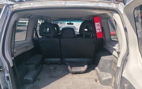 Mitsubishi Pajero III рестайлинг, 2003 год, 1 070 000 рублей, 10 фотография