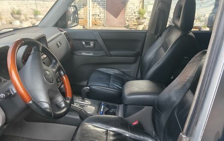 Mitsubishi Pajero III рестайлинг, 2003 год, 1 070 000 рублей, 18 фотография