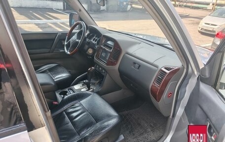 Mitsubishi Pajero III рестайлинг, 2003 год, 1 070 000 рублей, 14 фотография