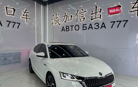 Skoda Octavia IV, 2022 год, 2 350 000 рублей, 3 фотография