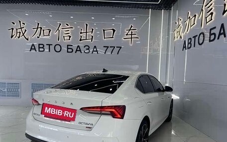Skoda Octavia IV, 2022 год, 2 350 000 рублей, 6 фотография