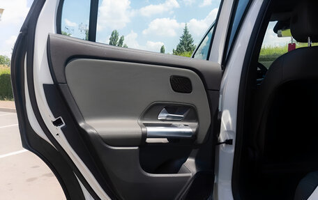 Mercedes-Benz EQA, 2024 год, 3 620 843 рублей, 19 фотография