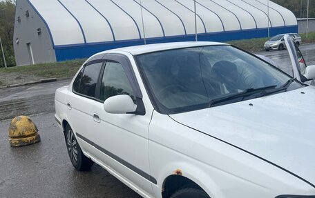Nissan Sunny B15, 2000 год, 260 000 рублей, 2 фотография