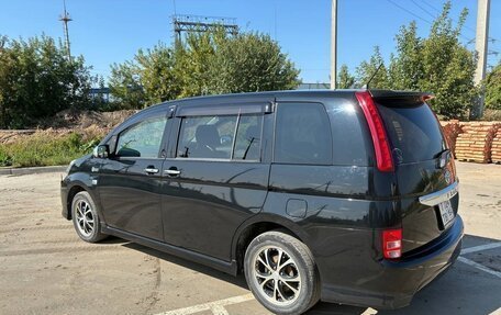 Toyota ISis I, 2011 год, 1 033 000 рублей, 4 фотография