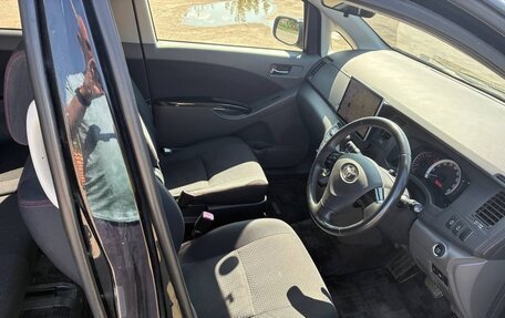 Toyota ISis I, 2011 год, 1 033 000 рублей, 10 фотография