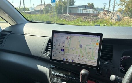 Toyota ISis I, 2011 год, 1 033 000 рублей, 23 фотография