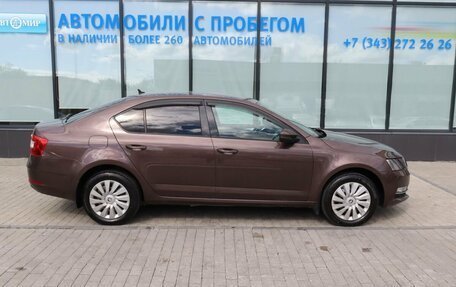 Skoda Octavia, 2018 год, 1 699 000 рублей, 6 фотография