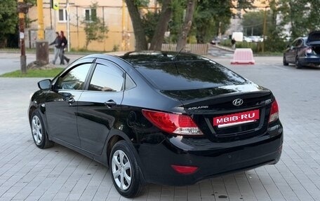 Hyundai Solaris II рестайлинг, 2011 год, 620 000 рублей, 7 фотография