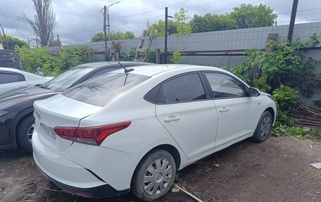 Hyundai Solaris II рестайлинг, 2021 год, 937 000 рублей, 4 фотография