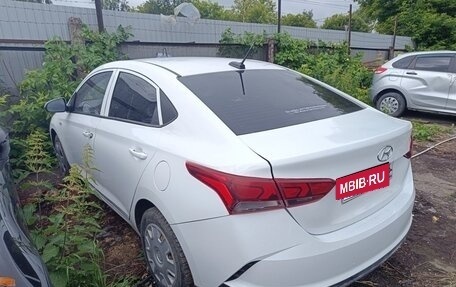 Hyundai Solaris II рестайлинг, 2021 год, 937 000 рублей, 2 фотография