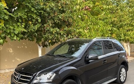Mercedes-Benz M-Класс, 2011 год, 1 850 000 рублей, 2 фотография