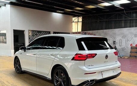 Volkswagen Golf VIII, 2022 год, 1 800 077 рублей, 5 фотография