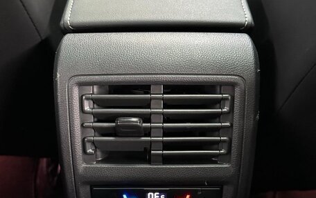 Volkswagen Golf VIII, 2022 год, 1 800 077 рублей, 15 фотография
