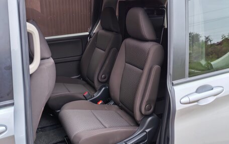 Honda Freed II, 2022 год, 1 850 000 рублей, 7 фотография