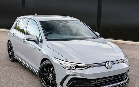 Volkswagen Golf VIII, 2023 год, 2 255 000 рублей, 1 фотография