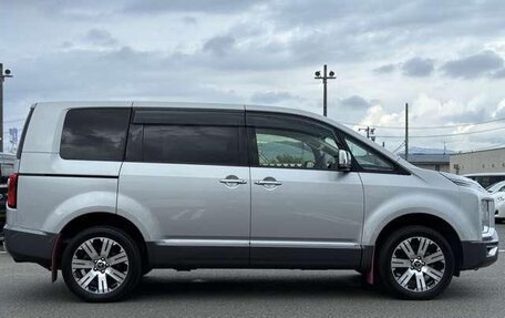 Mitsubishi Delica D:5 I, 2023 год, 3 000 000 рублей, 12 фотография