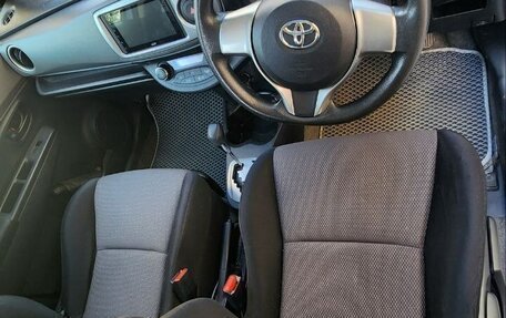 Toyota Vitz, 2012 год, 690 960 рублей, 8 фотография