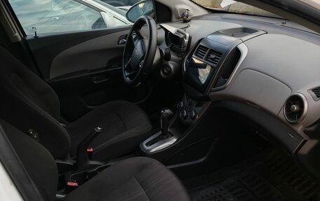 Chevrolet Aveo III, 2014 год, 300 000 рублей, 6 фотография