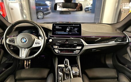 BMW 5 серия, 2021 год, 4 270 000 рублей, 21 фотография