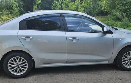KIA Rio IV, 2019 год, 1 150 000 рублей, 4 фотография
