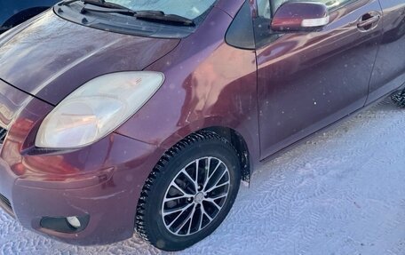 Toyota Vitz, 2010 год, 550 000 рублей, 10 фотография