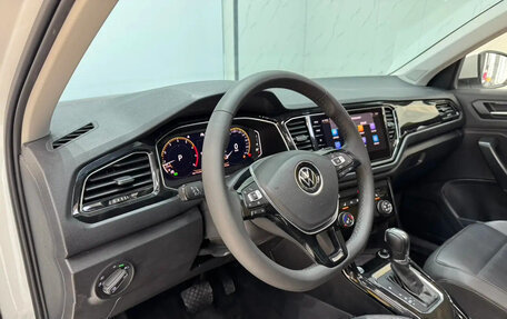 Volkswagen T-Roc I, 2022 год, 1 541 001 рублей, 4 фотография