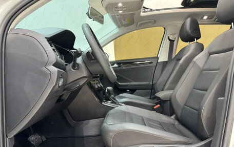 Volkswagen T-Roc I, 2022 год, 1 541 001 рублей, 5 фотография