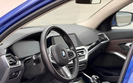 BMW 3 серия, 2022 год, 2 950 000 рублей, 9 фотография