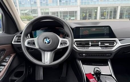 BMW 3 серия, 2022 год, 2 950 000 рублей, 10 фотография